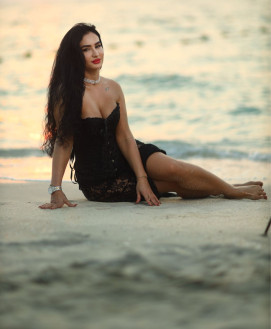 Mistress Escort