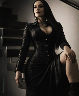 Mistress Natasha Muller